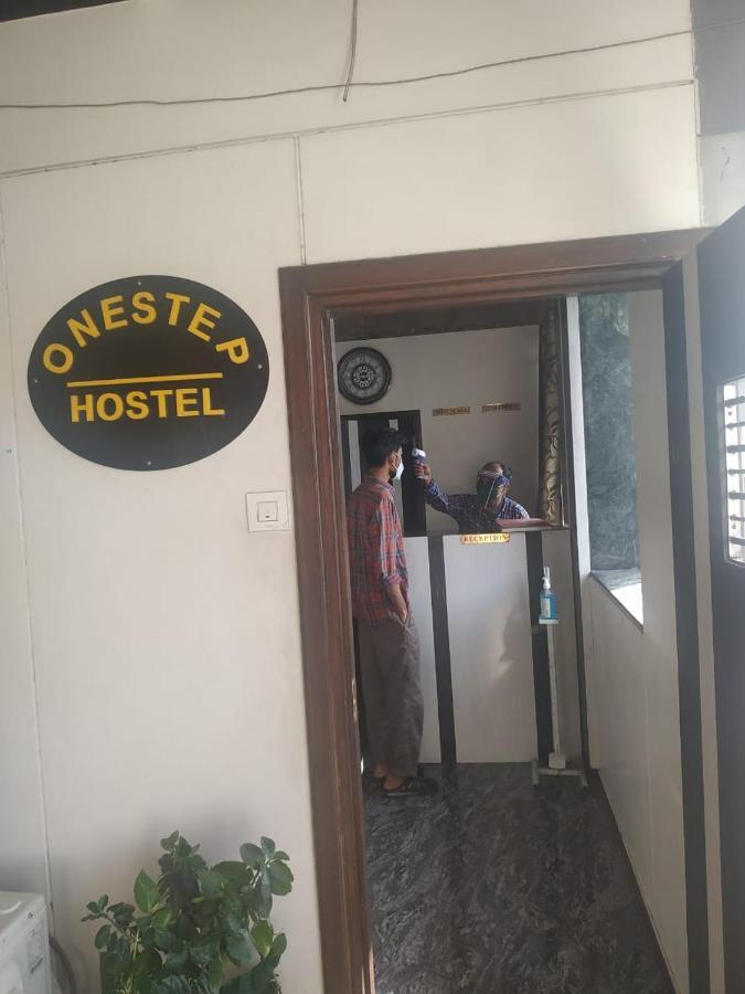 One Step Hostel Mumbai Kültér fotó